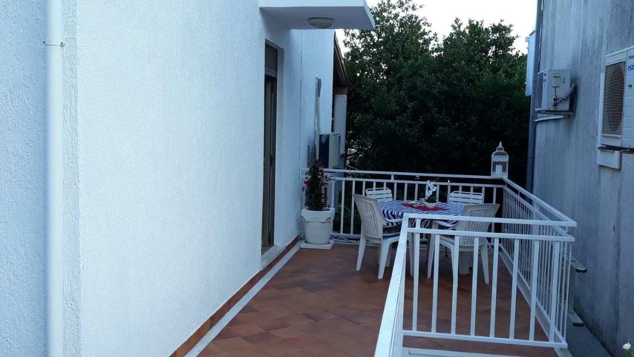 Vesna - Your Best Choice - 80 M From Beach Затон Экстерьер фото